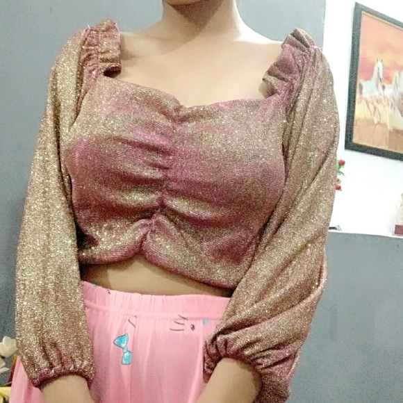 Multicolored glittered crop top party wear - Picture 7 of 8